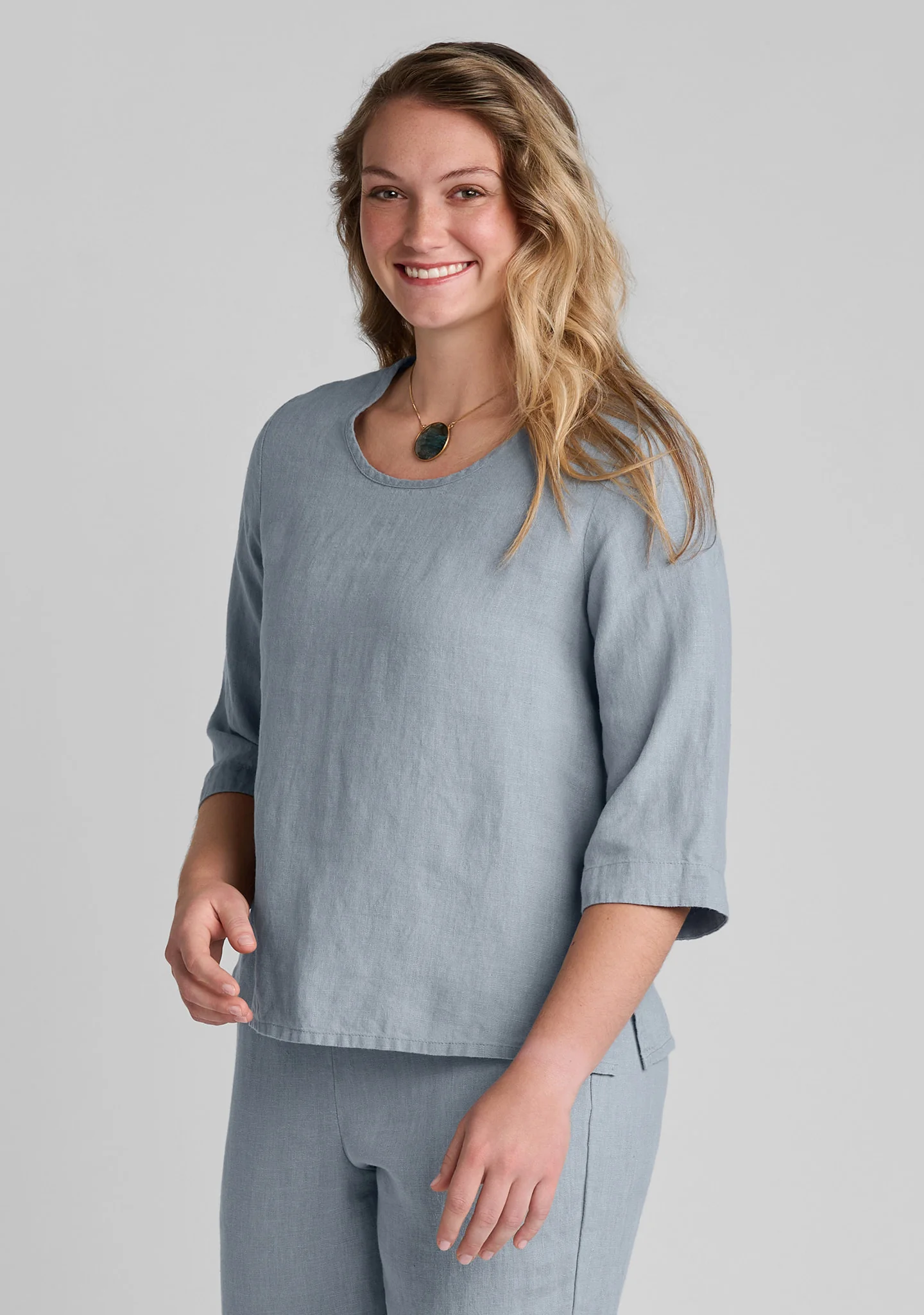 3/4 Pullover - Linen Top - Image 3