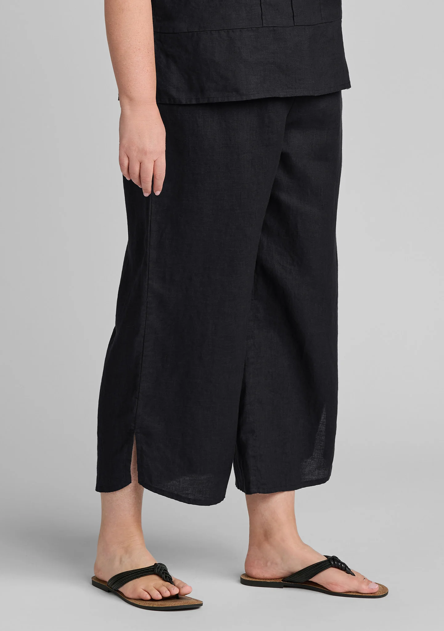 Airy Floods - Linen Pants With Elastic Waist - Image 5
