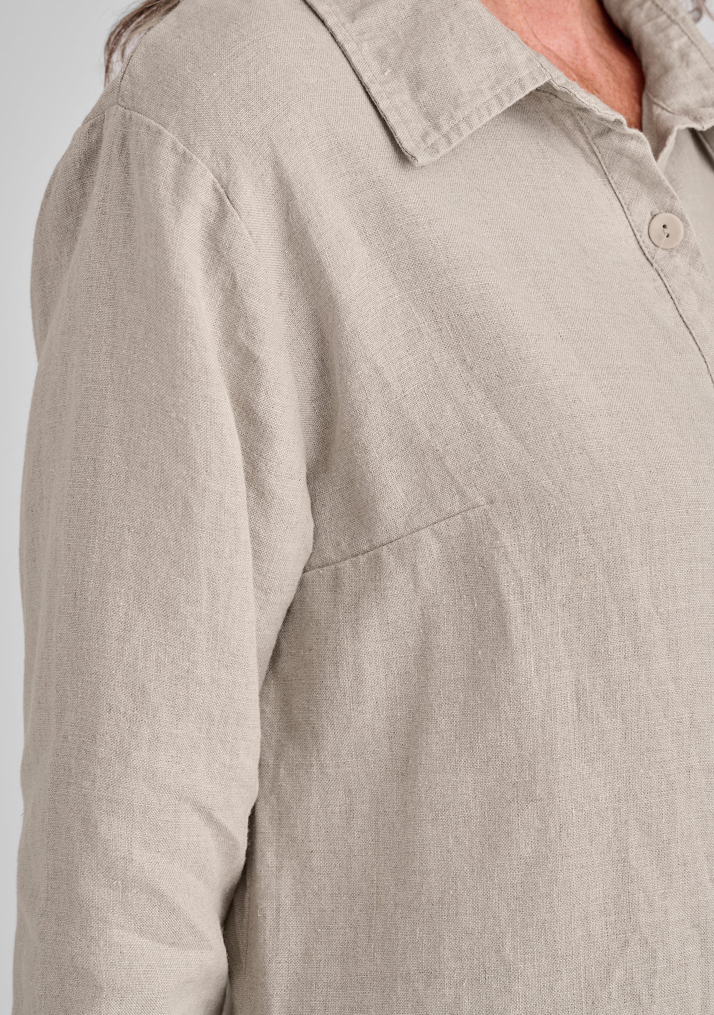 Bias Back Shirt - Linen Shirt - Image 9