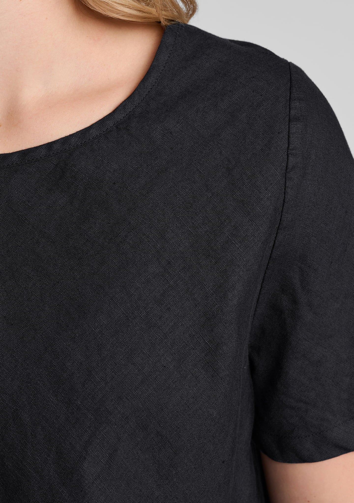 Bias Tee - Linen T Shirt - Image 3