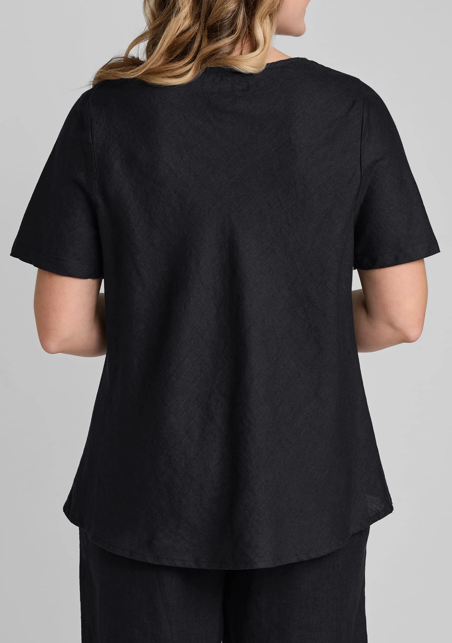 Bias Tee - Linen T Shirt - Image 5