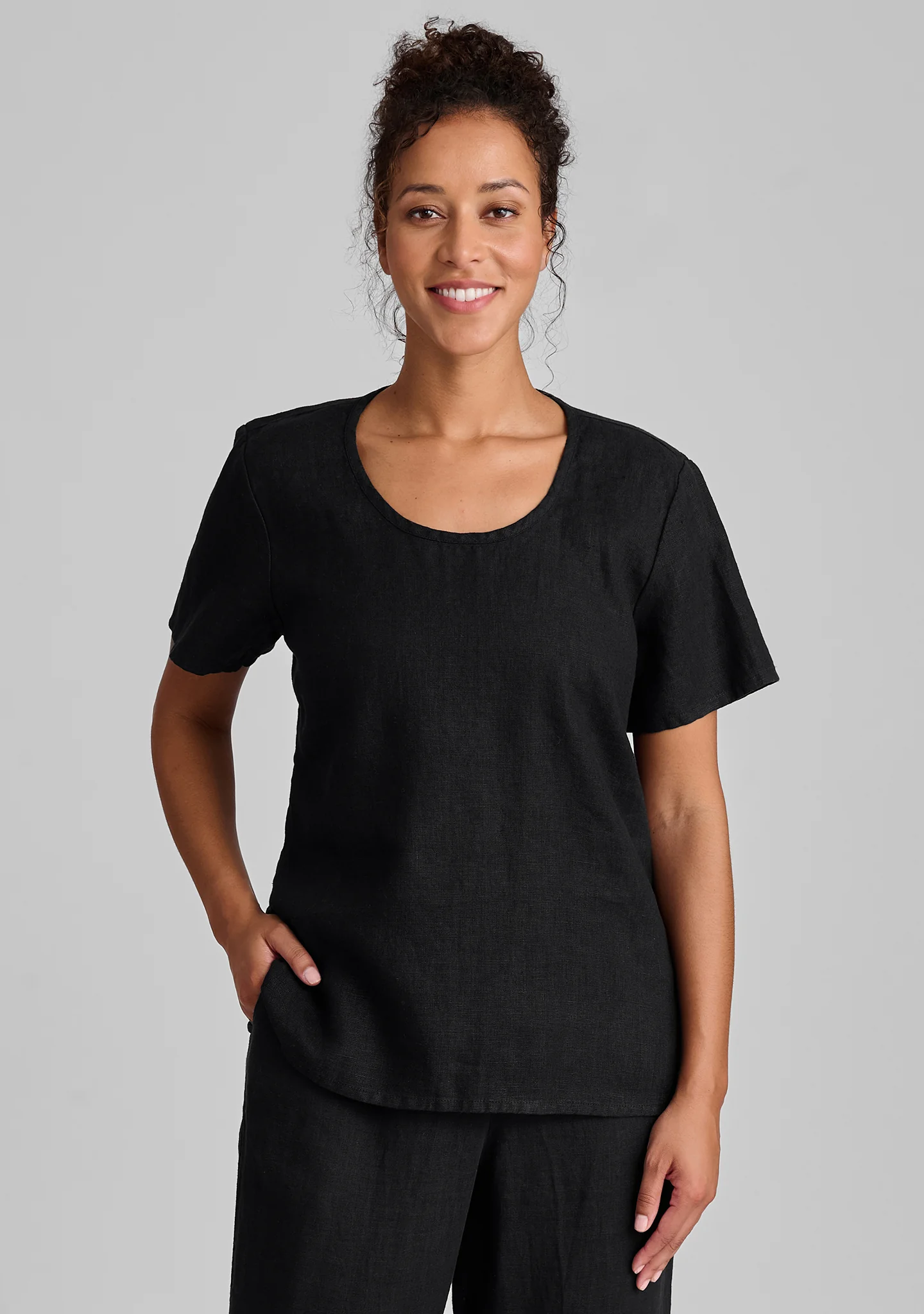 Fundamental Tee - Linen T Shirt - Image 3