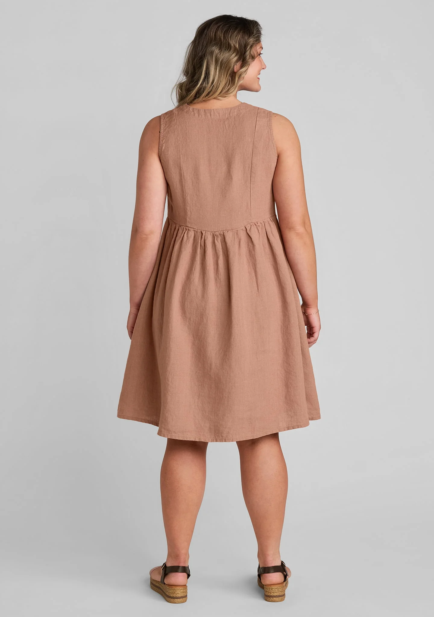 Joyful Dress - Sleeveless Linen Dress - Image 7