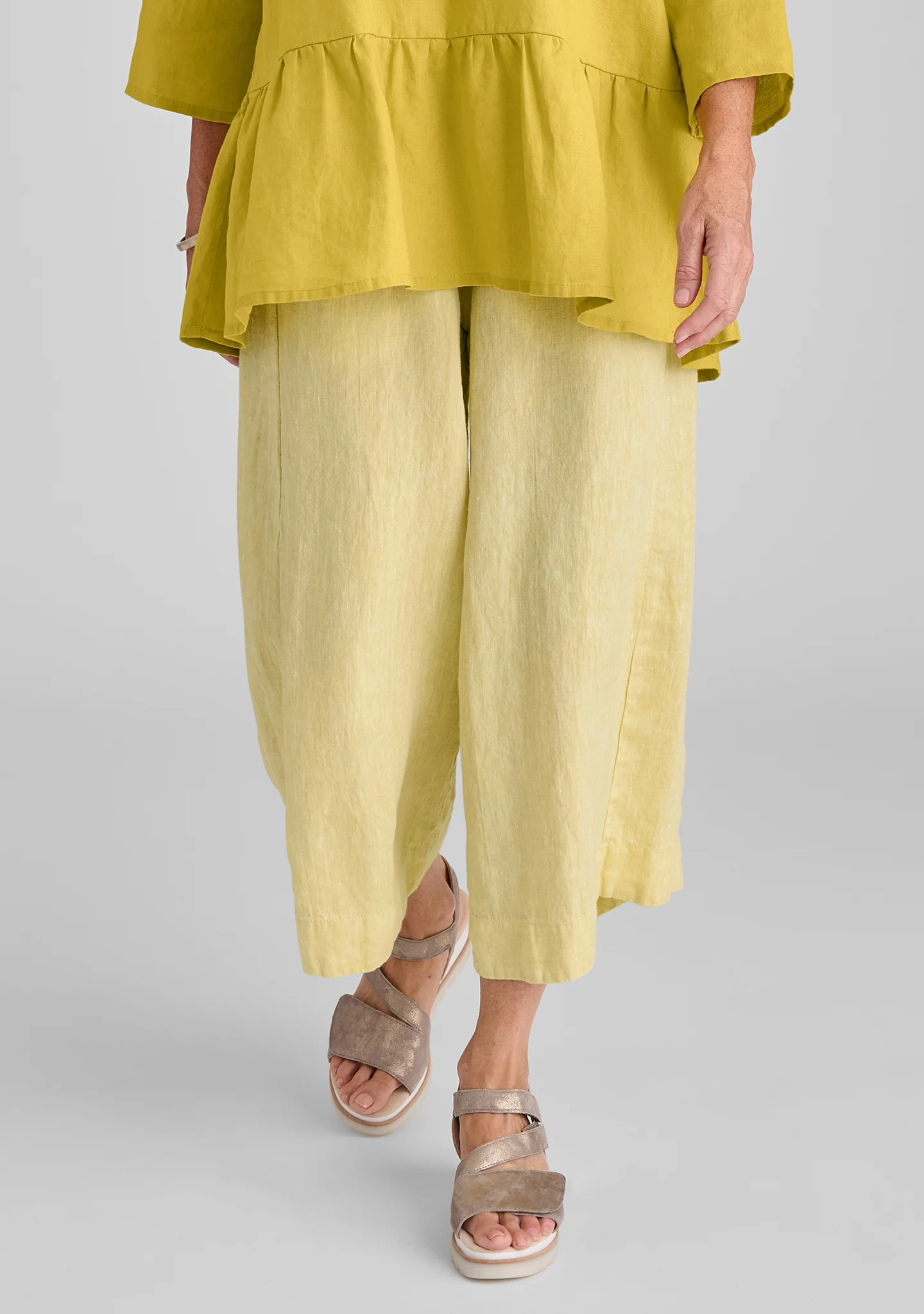 Linen Bottoms For Women - Sale Collection