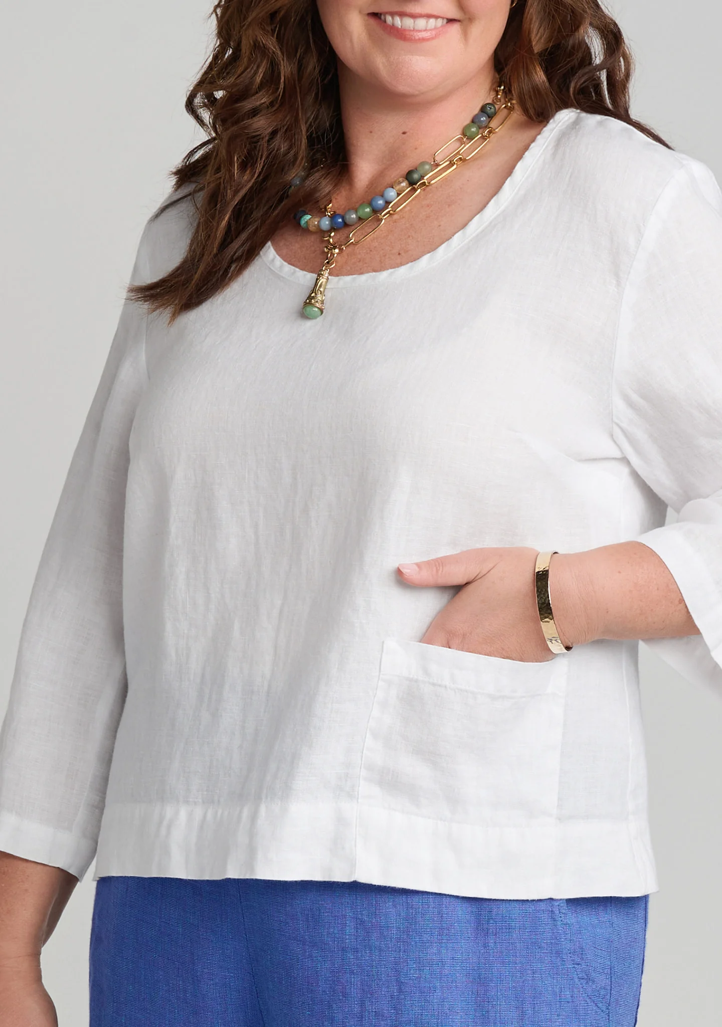 Pocketed Linear - Linen Pullover - Image 9