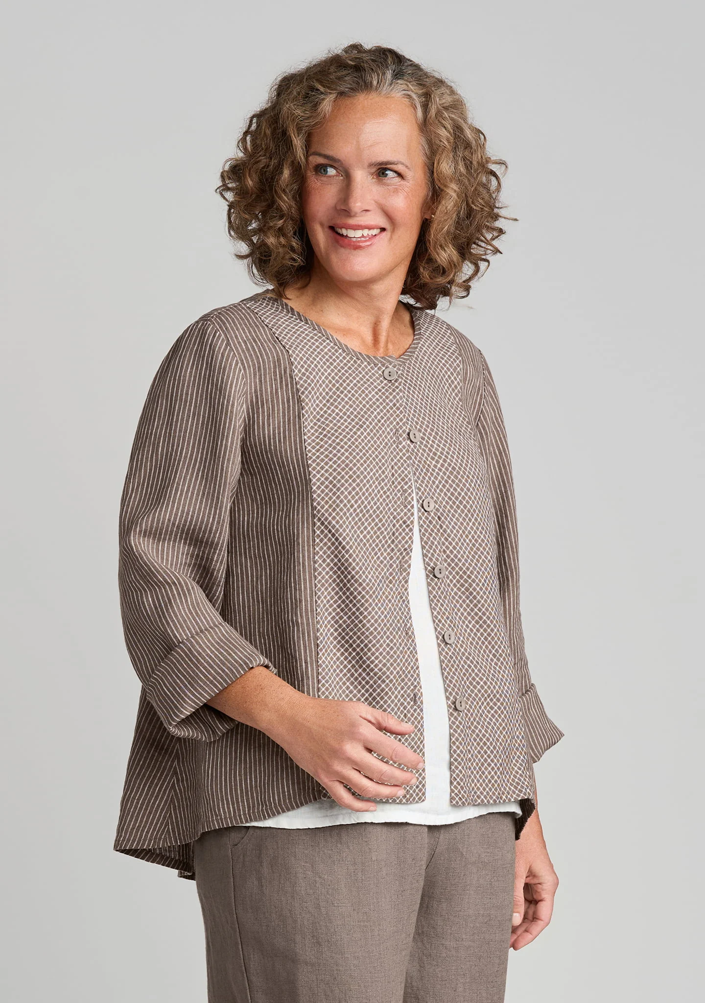 Rippling Jacket - Linen Cardigan - Image 6