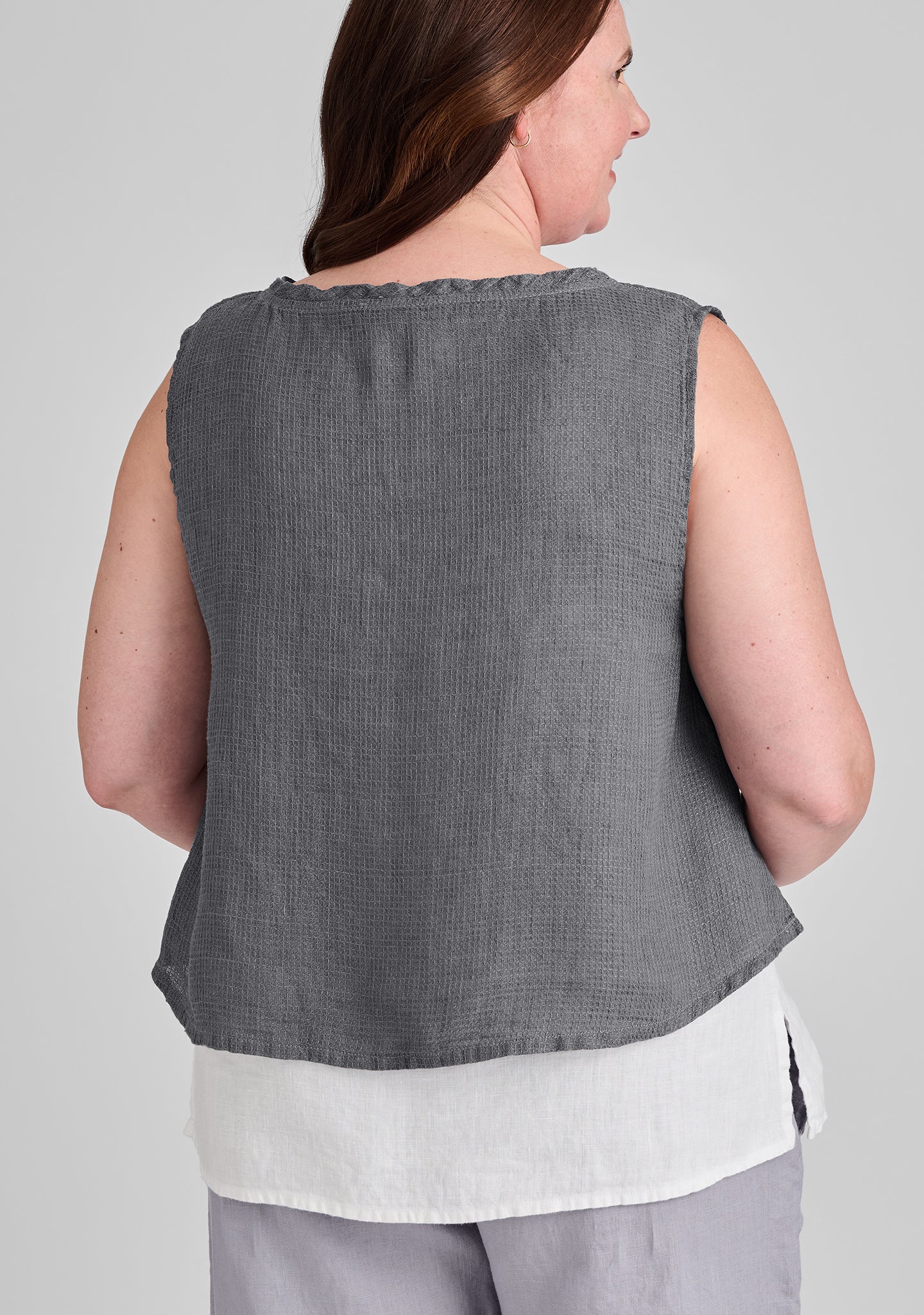 Roxbury Crop - Linen Tank Top - FINAL SALE - Image 8