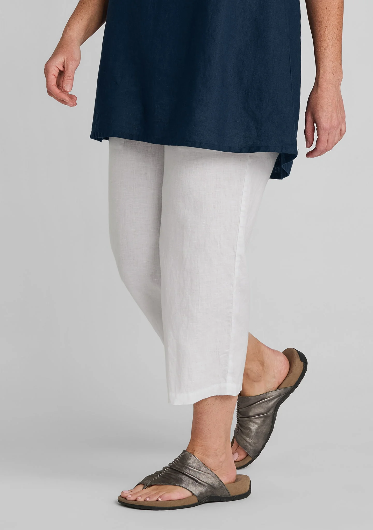 Skipper Pant - Linen Crop Pants - Image 5