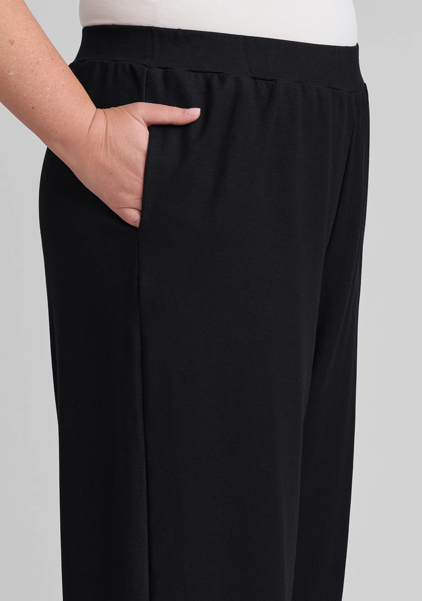 The Pant - Pant With Elastic Waist - Image 3