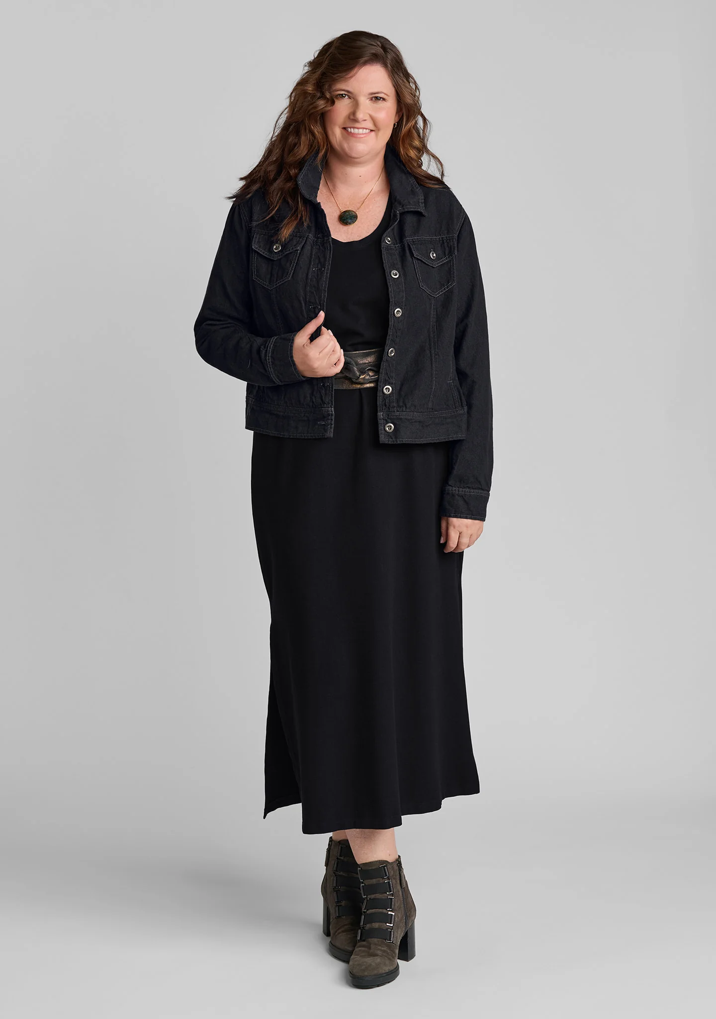 The Sleeveless Dress - Maxi Dress - Image 4
